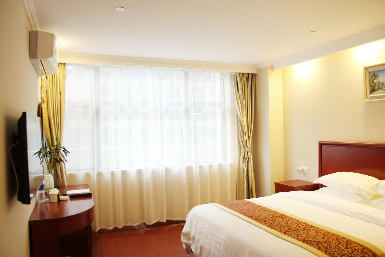 Greentree Inn Shanghai Minhang District Beiqiao Subway Station Express Hotel Eksteriør billede