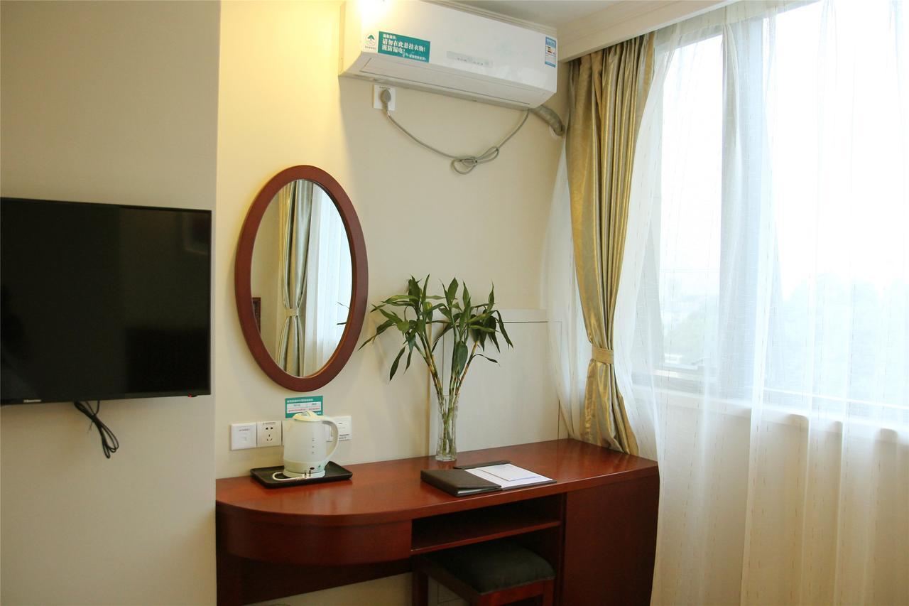 Greentree Inn Shanghai Minhang District Beiqiao Subway Station Express Hotel Eksteriør billede