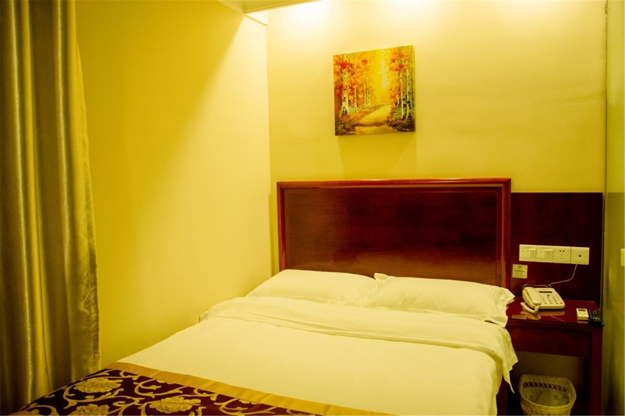 Greentree Inn Shanghai Minhang District Beiqiao Subway Station Express Hotel Eksteriør billede